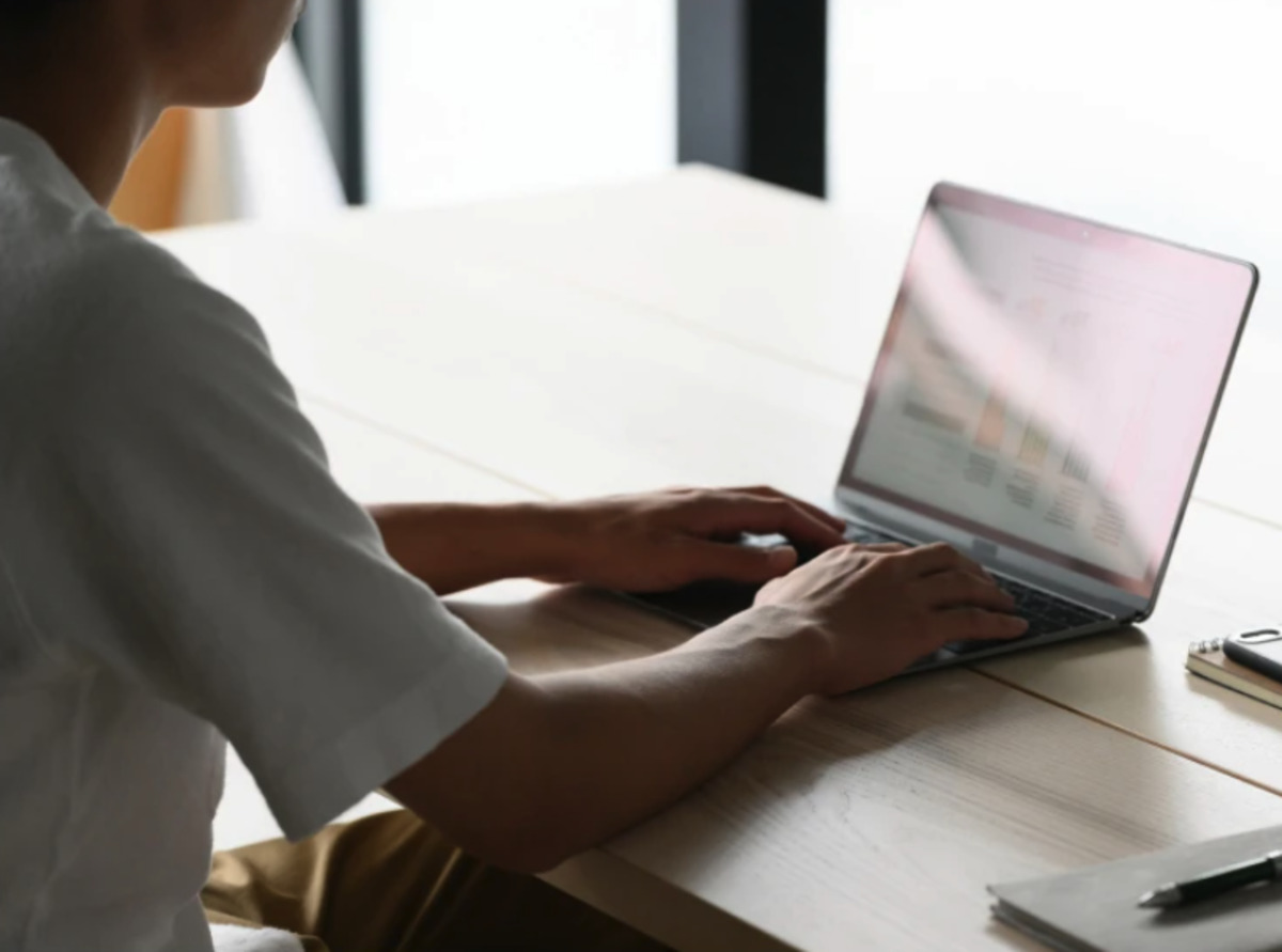 プログラミングスキル、チームワーク、コミュニケーション力、主体性、質問力、計画性、課題発見・解決力